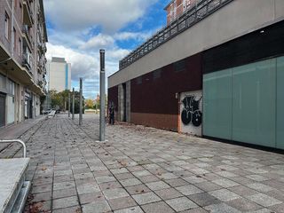 Garaje en alquiler en Barañain