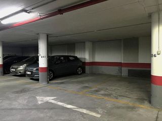 Garaje en alquiler en Barañain