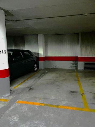 Garaje en alquiler en Barañain