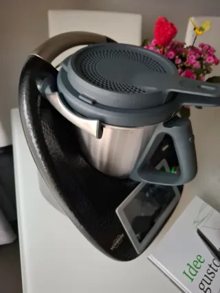 BIMBY THERMOMIX TM6 VERSIONE LIMITATA NERA SPARKLI