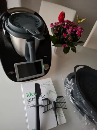 BIMBY THERMOMIX TM6 VERSIONE LIMITATA NERA SPARKLI