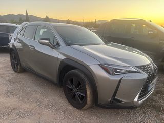 Lexus UX 2020