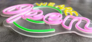 Lampada Neon LED "WE ARE OPEN"