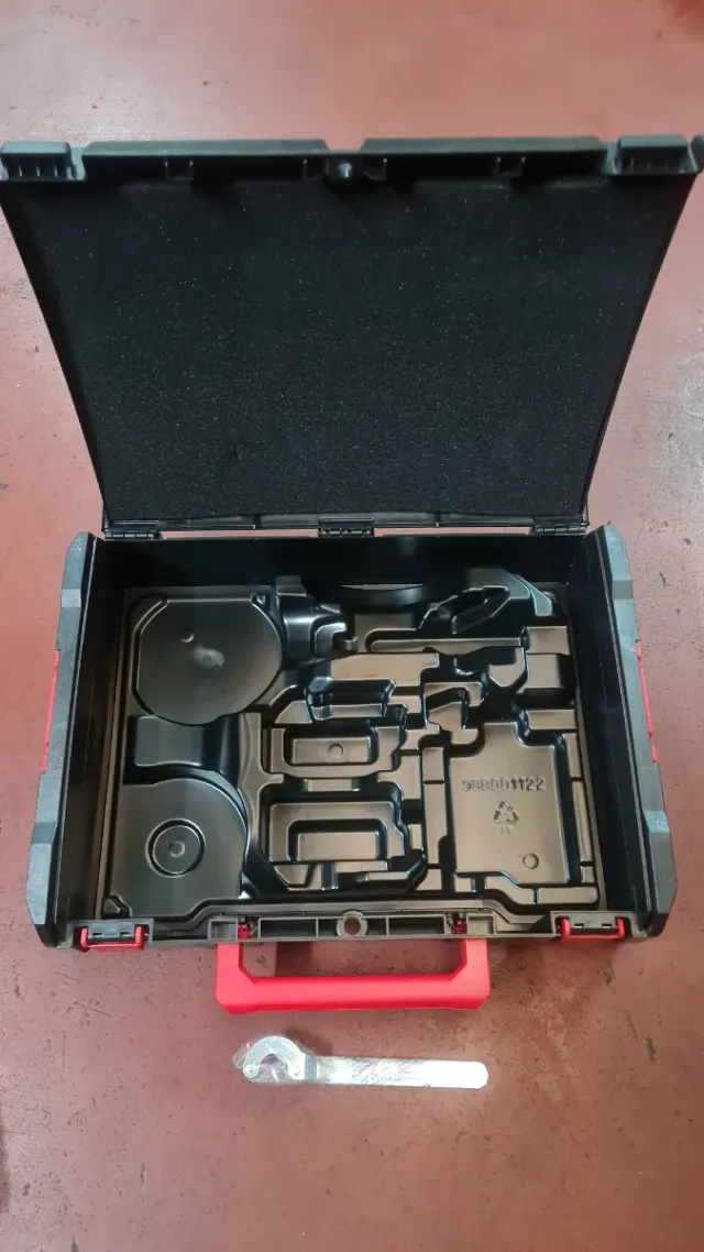 Maleta radial Milwaukee como nueva