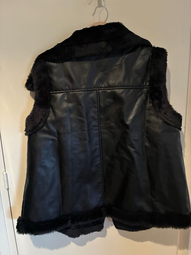 Chaleco de pelo y efecto piel mujer