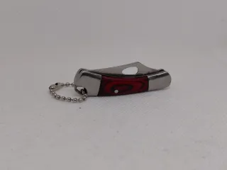 Portachiavi coltellino con catenella