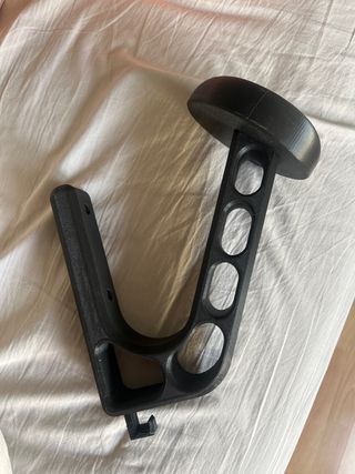 Soporte casco moto para pared