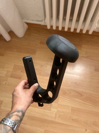 Soporte casco moto para pared