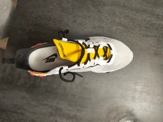 Nike React Zapatillas Deportivas Blancas y Amarill