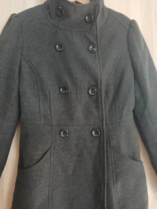 Abrigo de paño gris