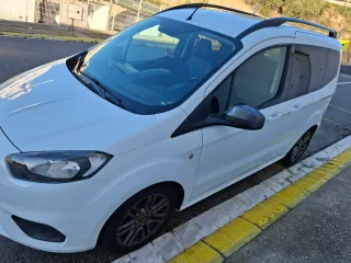 Ford Tourneo Courier 2018