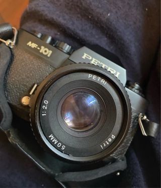 Macchina fotografica Petri con borsa e flash