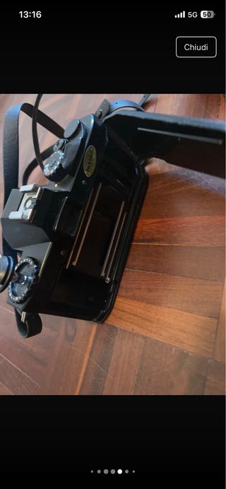 Macchina fotografica Petri con borsa e flash