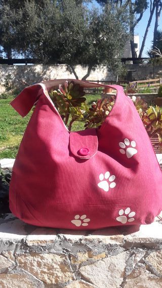 Borsa fatta a mano con zampe