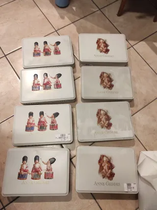 8 Scatole Latta Anne Geddes