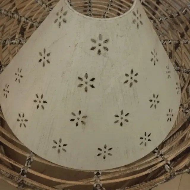 Aplique de pared metálico blanco