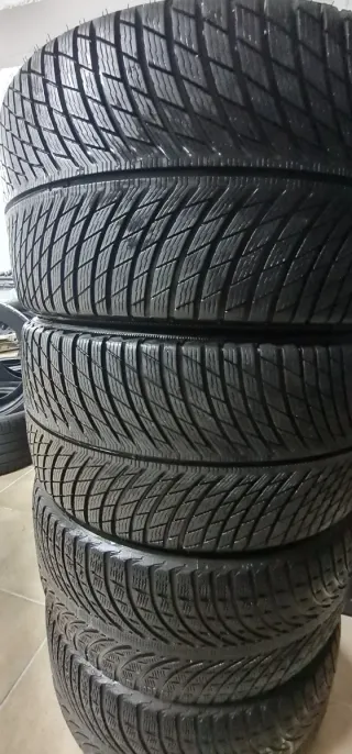 MICHELÍN LATITUDE ALPINE 3 PAREJA PORSCHE