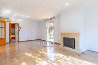 Casa adosada en alquiler en Alella