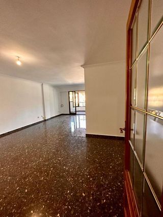 Piso en alquiler en Ensanche - Diputación en Alicante