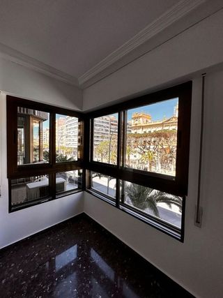Piso en alquiler en Ensanche - Diputación en Alicante