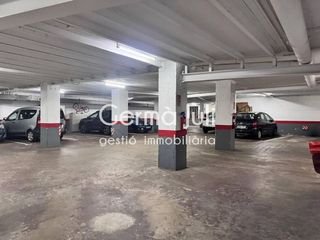 Garaje en venta en Casagemes - Canyadó en Badalona