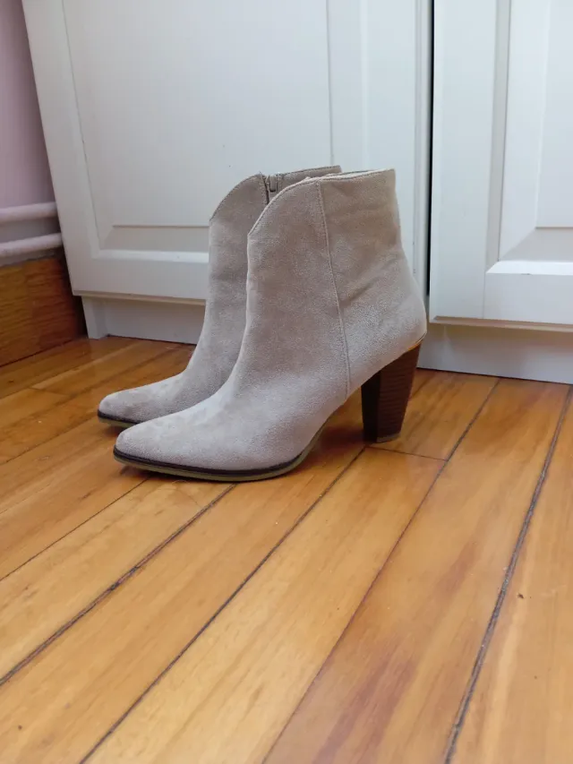 Botines ante beige mujer talla 40