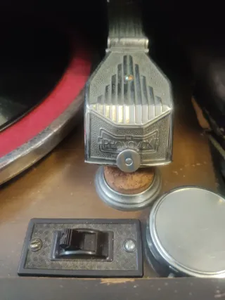 Mueble Tocadiscos Phonovox Antiguo