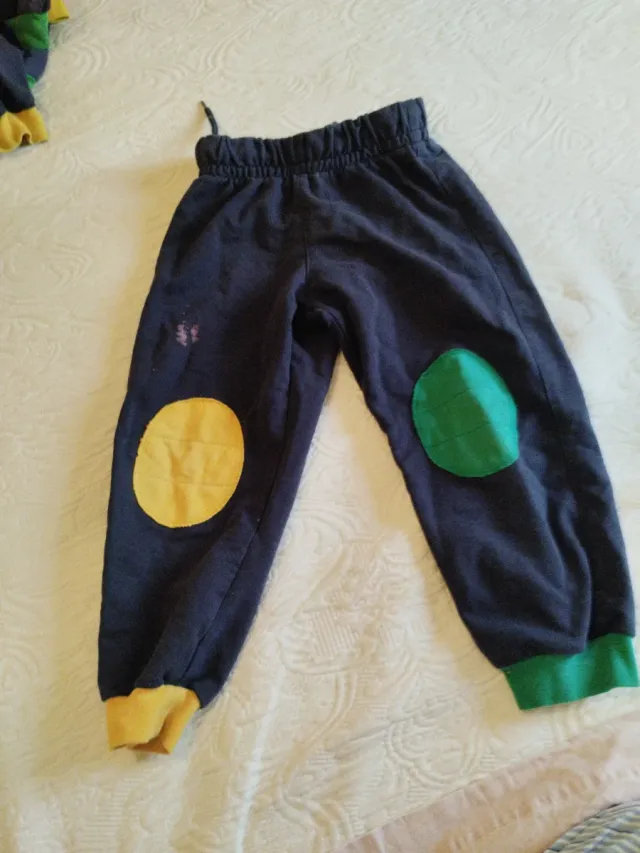 Uniformes Maristas Talla 3 (Varios)