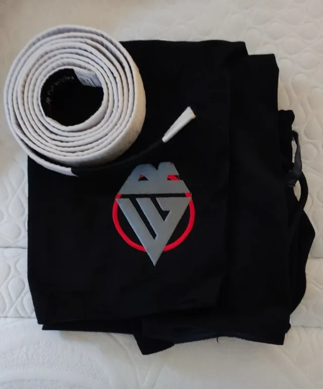 Kimono Jiu Jitsu REWON GEAR Negro + cinturón