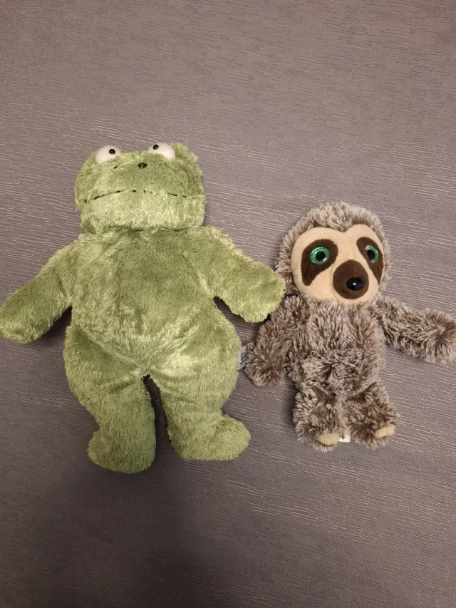 Peluche Rana y Perezoso