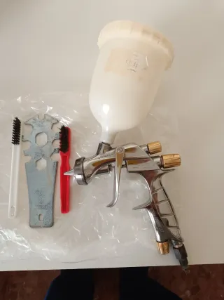 Pistola Pulverizadora Iwata Pininfarina