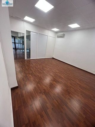 Oficina en alquiler en Santa Cruz - Industria - Polígono Campollano en Albacete