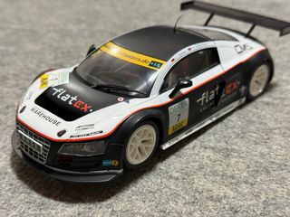 Audi R8 1/24 a estrenar
