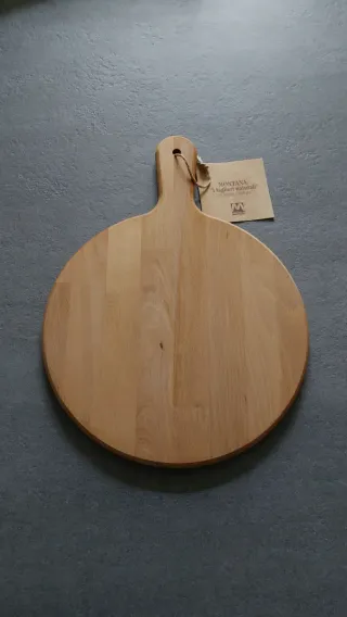 Tagliere rotondo in legno Montana
