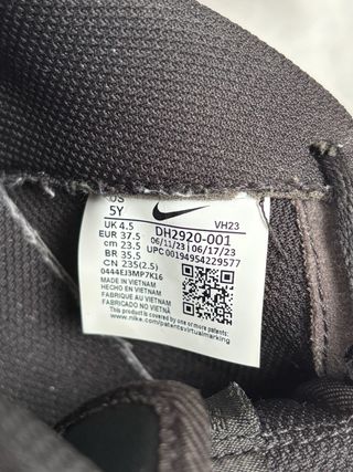 Nike Air Force 1 Negras