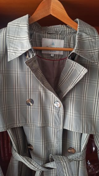 Gabardina corta mujer talla 46