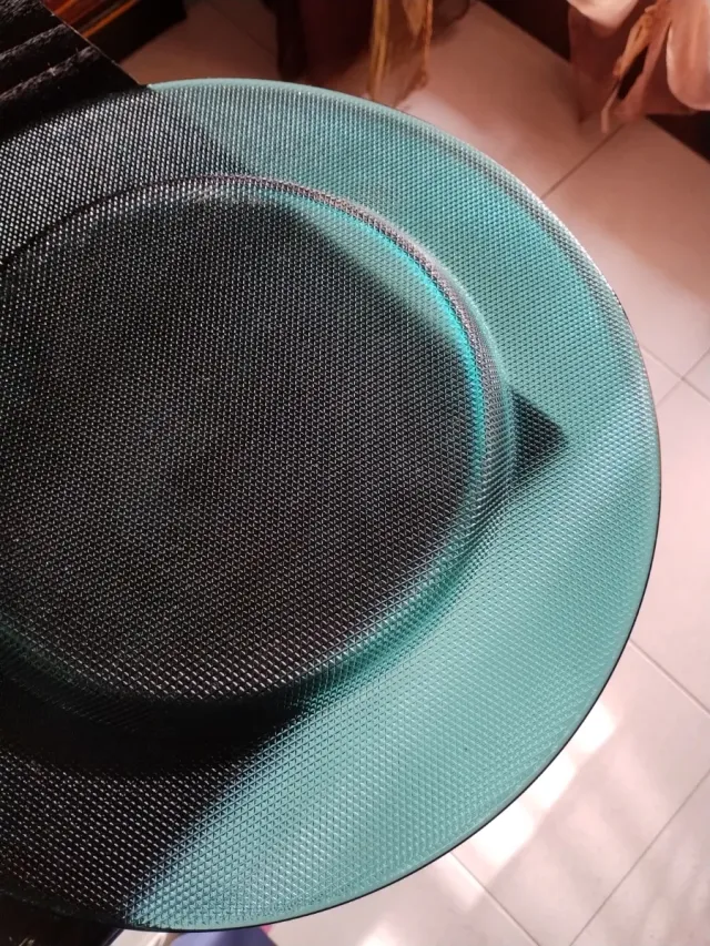 Vassoio cm31 di diametro in vetro verde smeraldo