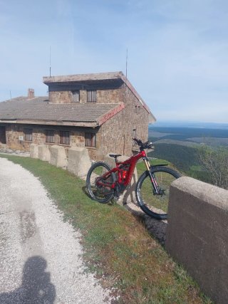 Bici Eléctrica Roja