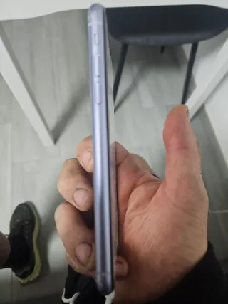 iPhone 11 Viola