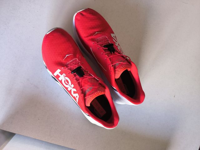 Zapatillas Hoka M rocket X Rojas.