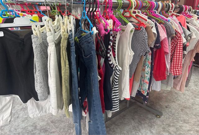 Lote Ropa Mujer Hombre Niños - Venta por Kilo