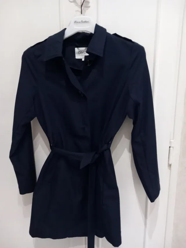 Soprabito leggero blu