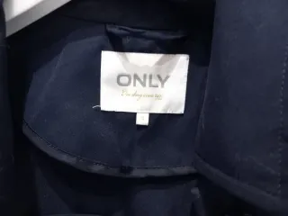 Soprabito leggero blu