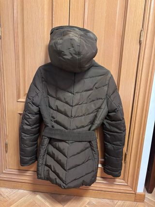 Abrigo acolchado verde oliva Takezo