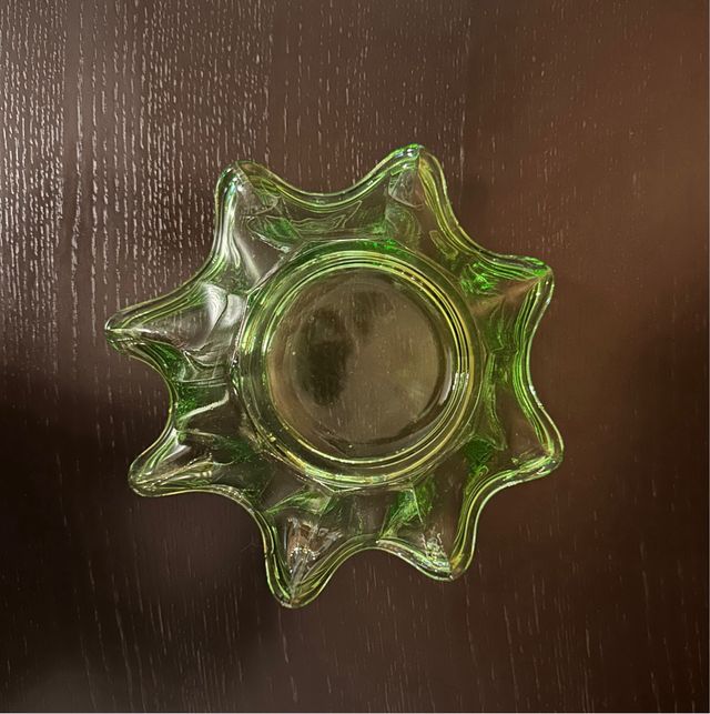 Vaso in vetro artistico verde