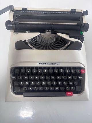 Olivetti Lettera 12 Máquina de Escribir