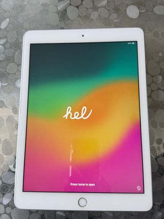 iPad 6ª Gen Plata 128GB