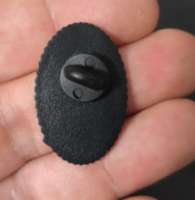 Pin Mars Attacks Virgen María