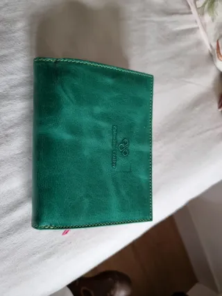 Cartera de cuero colombiana