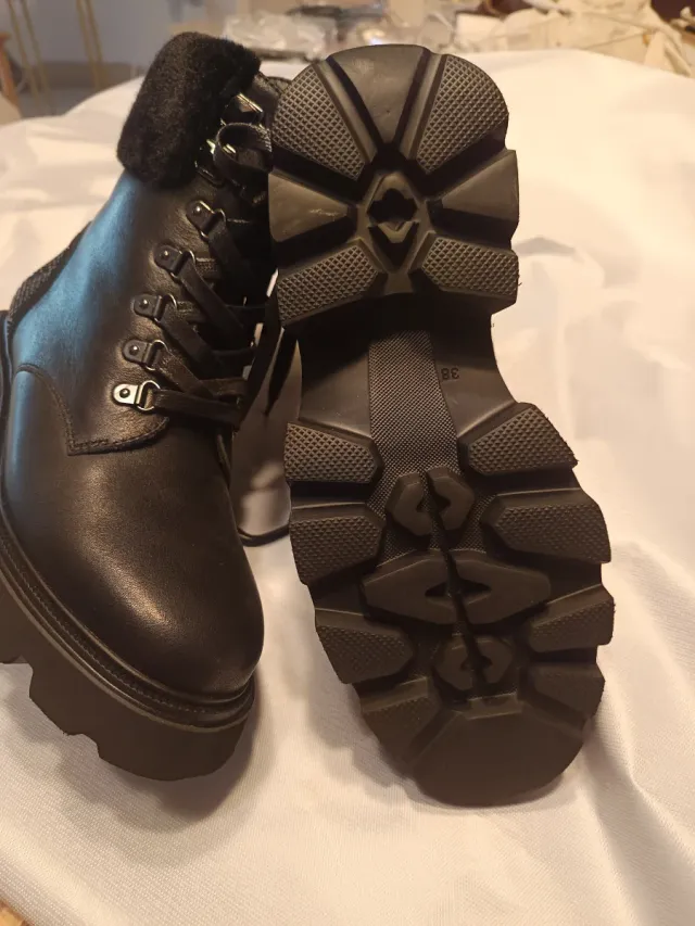 Botines Alma en Pena Talla 38 negros